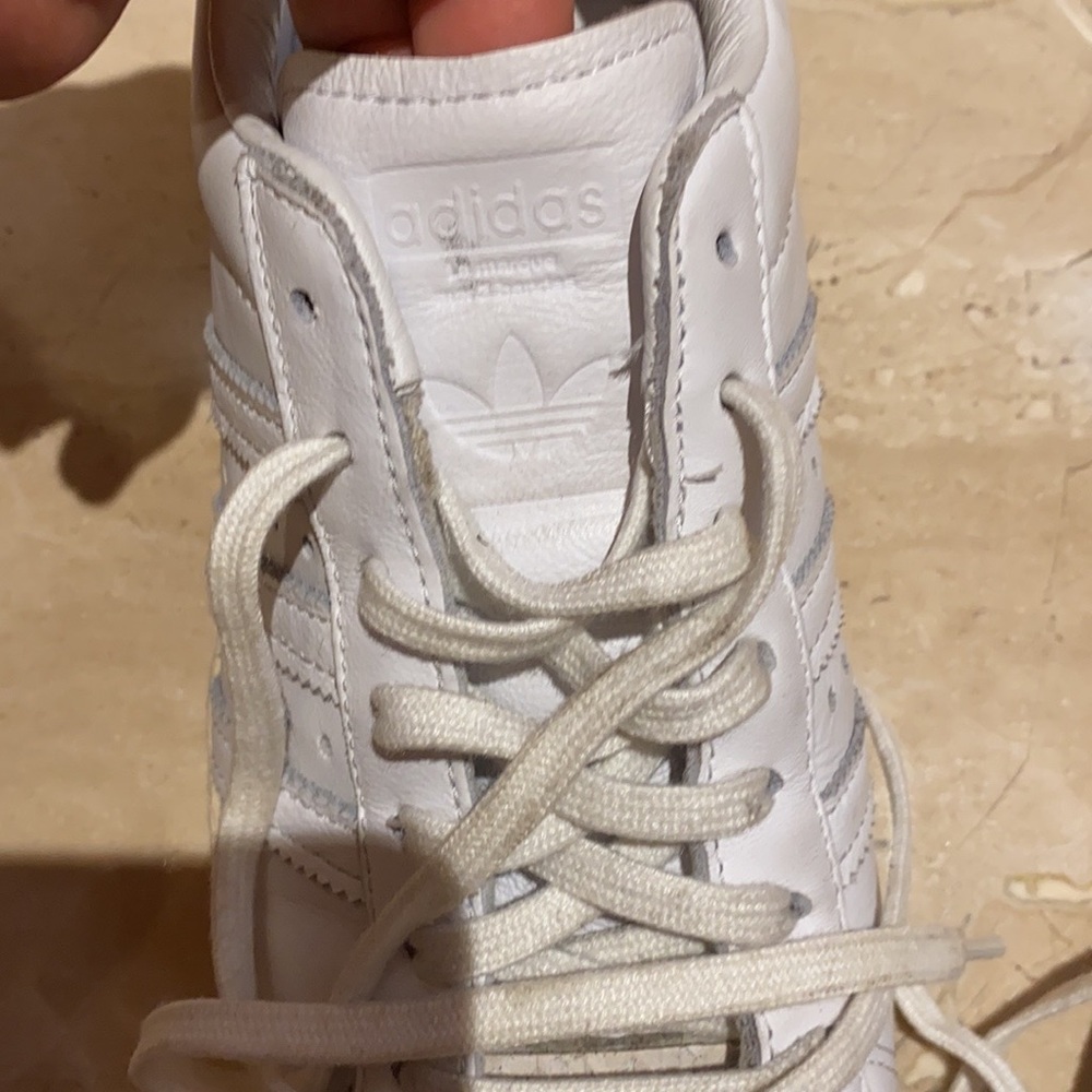 Adidas - Picture 4 of 5